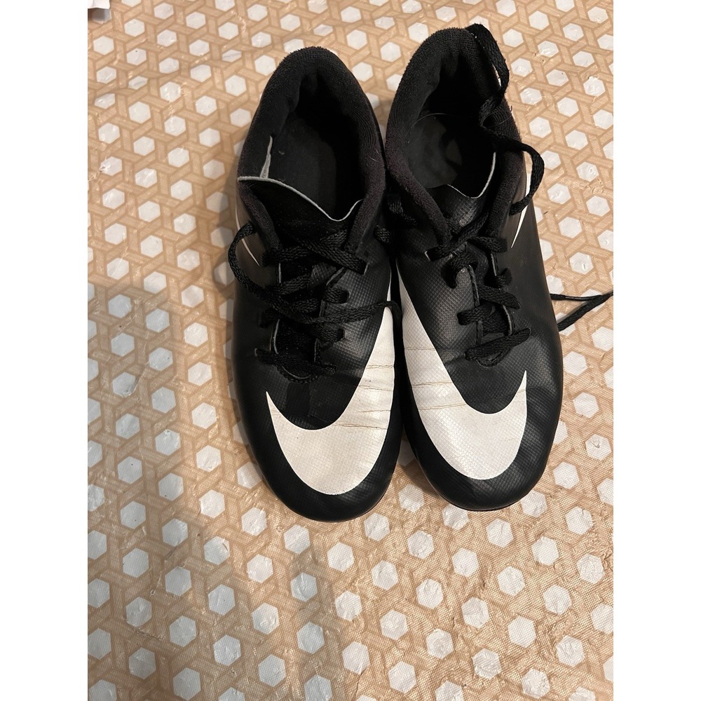 Nike JR Mercurial Vapor IX FG‎ Youth Soccer Cleats Black White Size 2Y